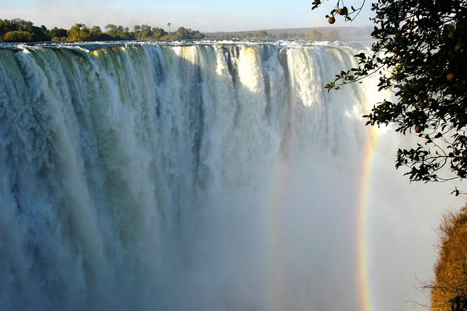 13 Days Best Of Zimbabwe - Cecil Rhodes, Matobo Hills, and the rhino-tracking day