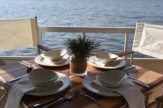 2-Hour Zambezi River Cruise Tour with Lunch and Pick Up - Who should book this cruise, and who should choose something else