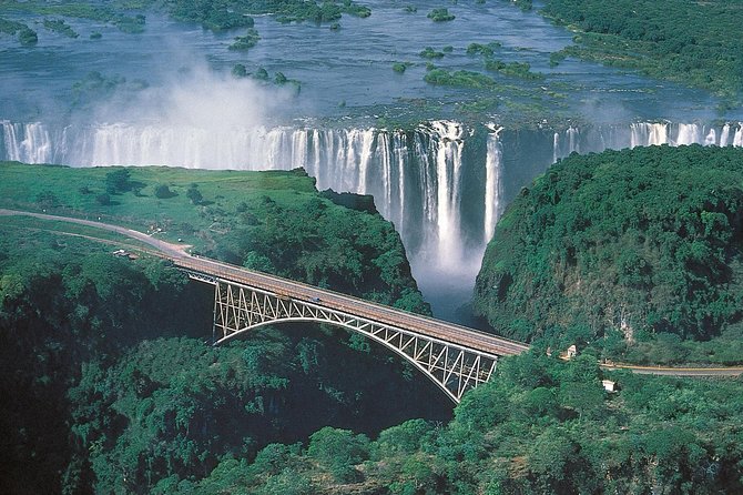5 Day Victoria Falls and Chobe National Park Luxury Accommodated Tour - The quick nature detour: Chobe Crocodile Farm on the way back