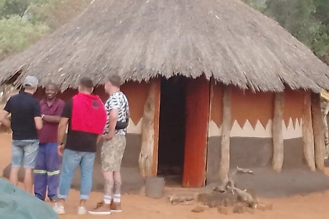 African Village Tours - Socializing with villagers: how to make it respectful and rewarding