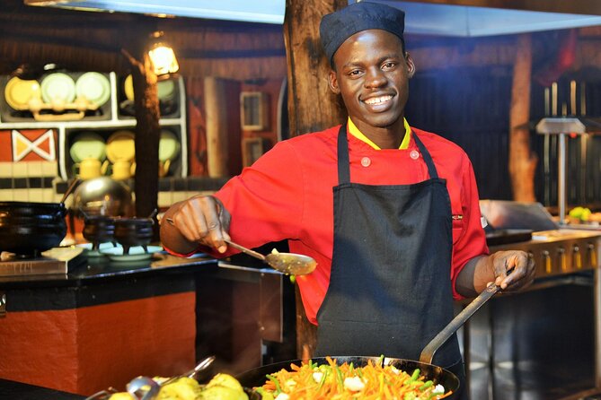 Boma Dinner, Dance and Drum Show in Victoria falls Town - Timing and transfers: how to not lose time in Victoria Falls Town