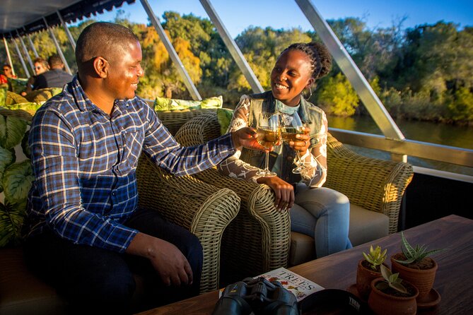 Dinner Cruise on the Zambezi River, Victoria Falls - The 4-Course Gourmet Dinner and Drinks Setup