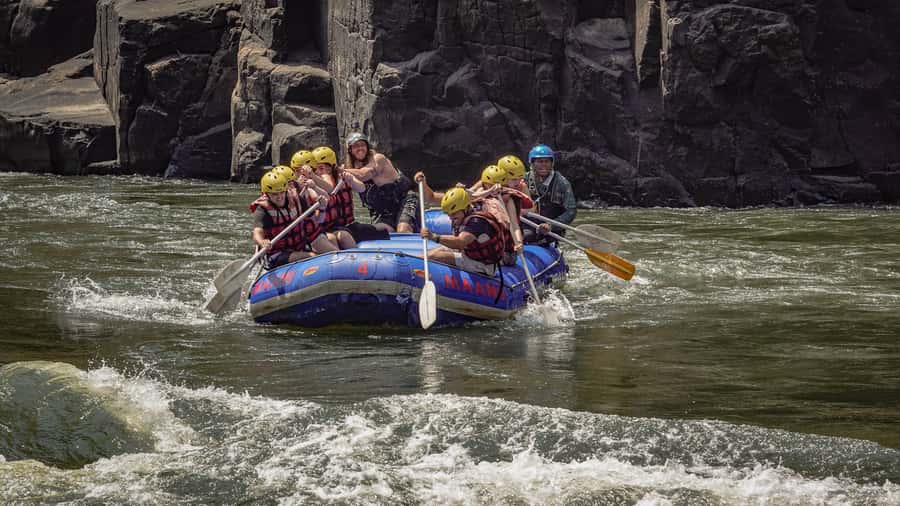 Full Day White Water Rafting Tour - Down to the Water: Safety Briefing, Gear, and How Guides Run the River