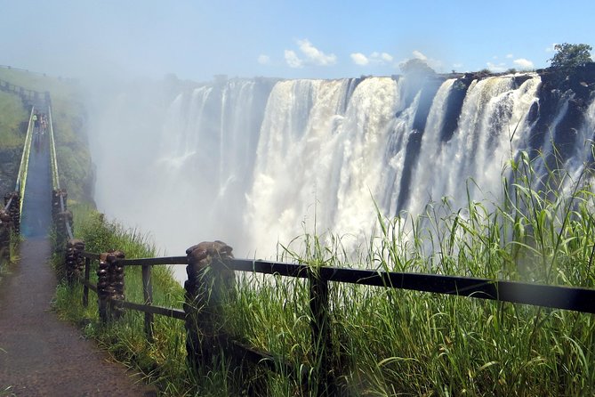 Guided Tour of the Majestic Victoria Falls - Key highlights worth planning for