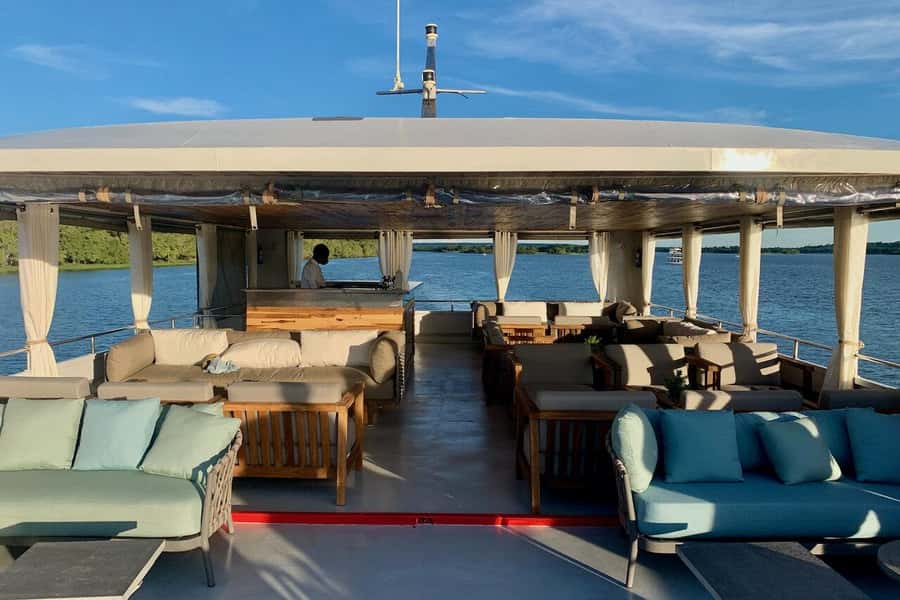 Luxury Cruise : Sunset Boat Cruise on The Zambezi Explorer - Practical Tips for a Smooth Sunset Cruise on the Zambezi