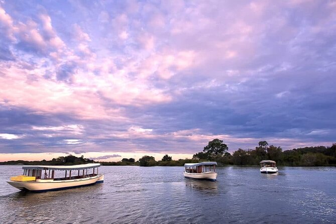 Ra-Ikane Luxury Sunset Cruise Victoria Falls - Drinks and snacks: what is included, what is available