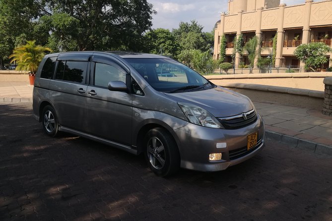 Victoria Falls Airport Transfers to Hotels & Lodges - The ride from pickup to lodge: what the experience feels like