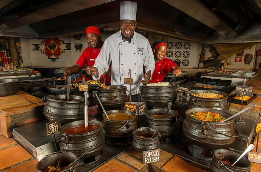 Victoria Falls: Boma Dinner and Drum Show - Key points to know before you go