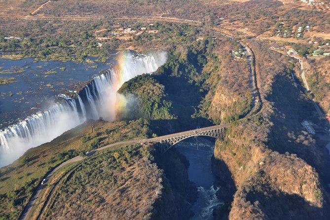 Victoria Falls Flight of the Angels Helicopter Flight - Pilot narration and photo time, what to expect during the flight