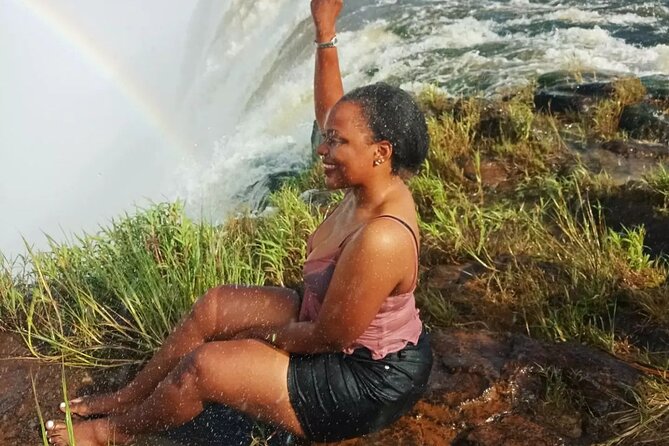 Victoria Falls Guided Tour (All Inclusive) - Reaching the falls: viewing points plus history, not just a stare