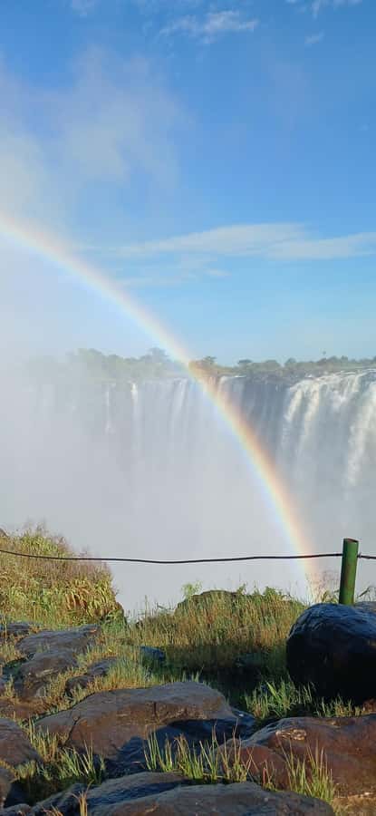 Victoria Falls: Guided Walking Tour - Bridge Viewpoint: finishing with Zimbabwe and Zambia in one frame