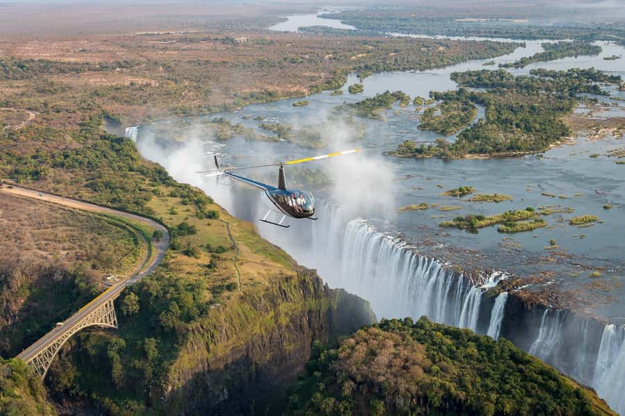 Victoria Falls Helicopter Flights - The 15-minute flight: the best quick hit for first-time fliers