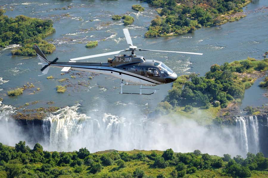 Victoria Falls Helicopter Flights - The 22-minute flight with Batoka Gorge: the thrill upgrade