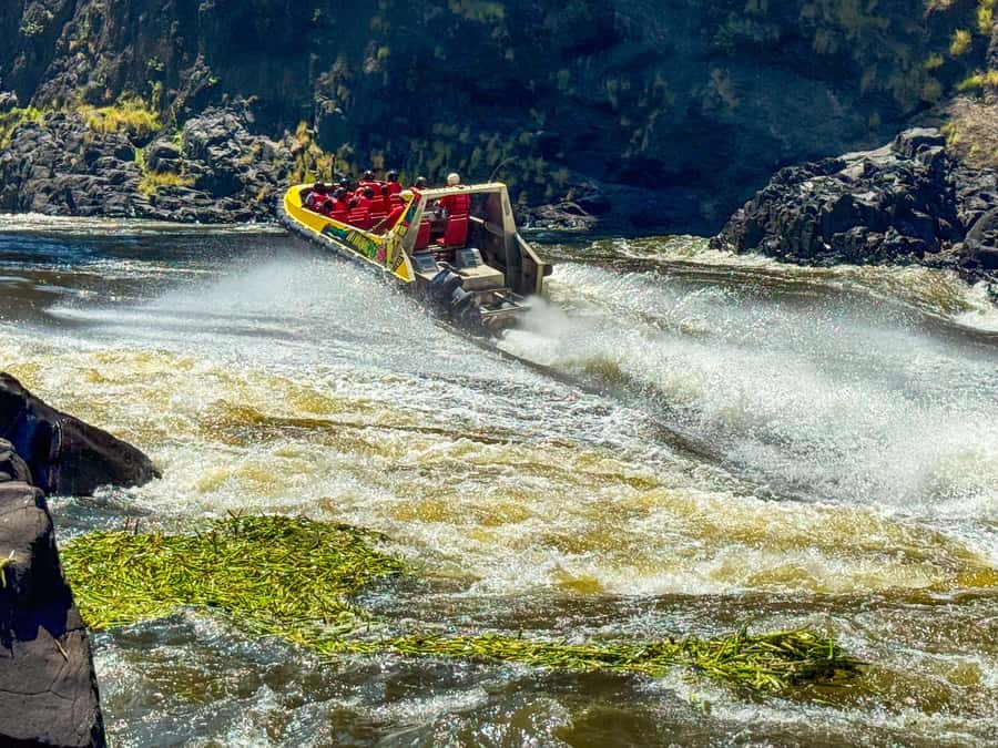 Victoria Falls: Jetboat Adventure Experience - The Jetboat Run: Rapids, Spray, and Feeling the Falls From Below