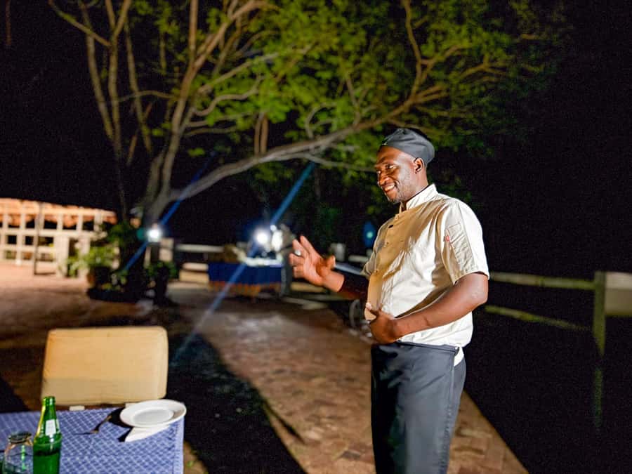 Victoria Falls: Night Game Drive Zambezi National Park - What to bring for Zambezi night spotting (and what not to)