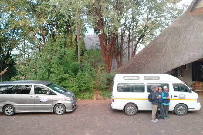 Victoria Falls Private Airport Transfers - VFA - Price and value: what $30.41 per person really buys