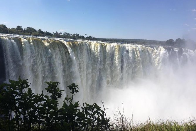 Victoria Falls Private Guided Tour - Your 4-Hour Flow: Pickup, Rainforest Points 1 to 16, Craft Market