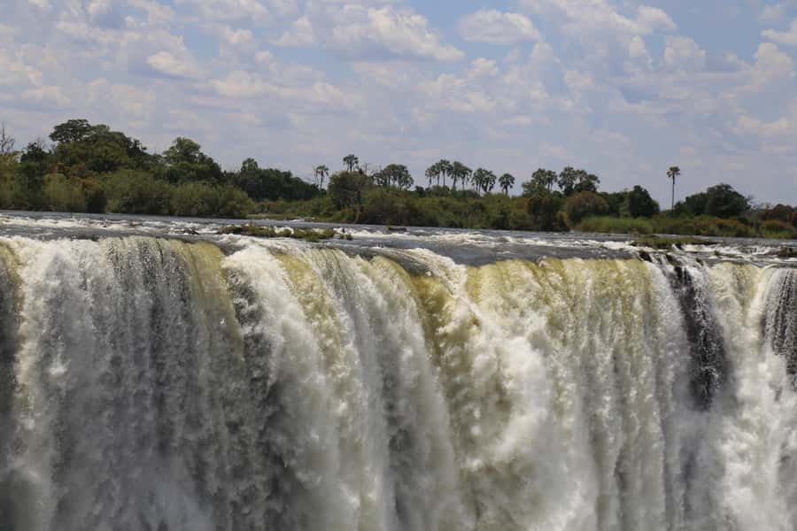 Victoria Falls: Private Guided Tour of the Waterfalls - The 3-hour flow: how the route usually works on the ground
