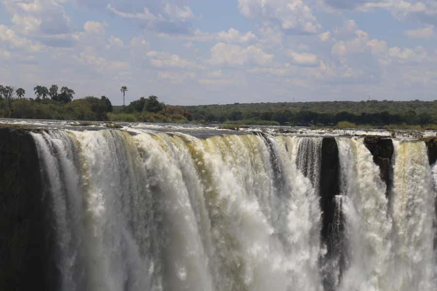 Victoria Falls Private Tour with Lunch & Helicopter Flight - Comfort tips that matter for this specific day