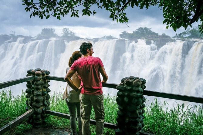 Victoria Falls : Scenic Day Tour, Lunch & Helicopter Flight - Stop 1: Victoria Falls on foot, what the 2 hours feels like in real life