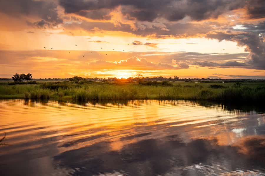 Victoria Falls Scenic Day Tour with Lunch & Helicopter Tour - Helicopter flight over the Zambezi, Batoka Gorge, and the bridge