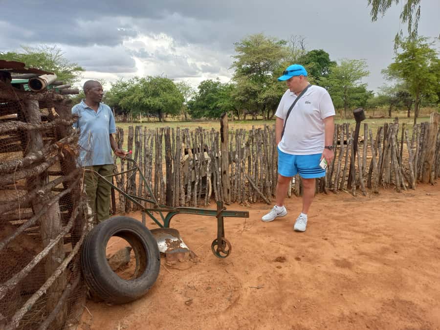 Victoria Falls: Village Life Experience - Gifts and souvenirs: how to do it respectfully