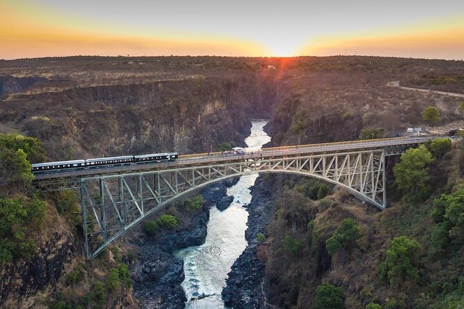 Walking Safari to the Falls, Bridge and beyond with Savannah - Timing tips so you enjoy the bridge view more (and complain less)