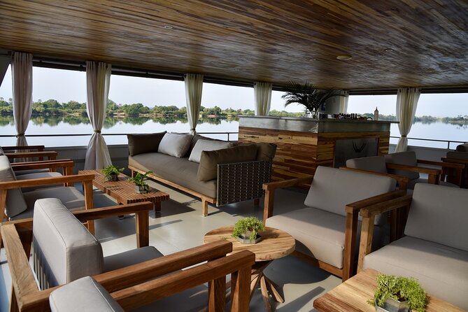 Zambezi River Sunset Cruise Plus Potjie Dinner Experience (Combo) - Weather and Timing: The Part You Can Control