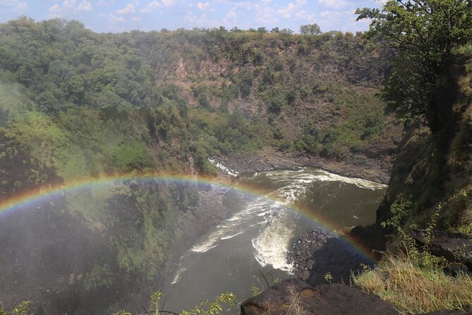 Zimbabwe & Zambia side Private Guided Tour of the Falls - Stop-by-stop: where the magic happens at Victoria Falls